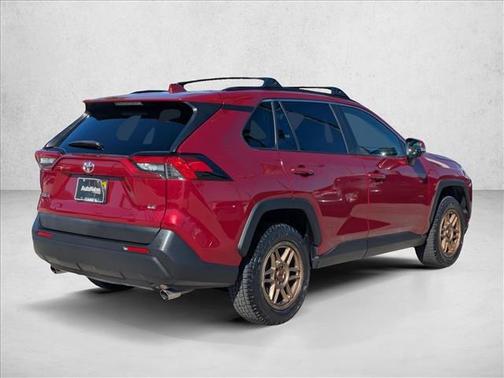 2020 Toyota RAV4 LE