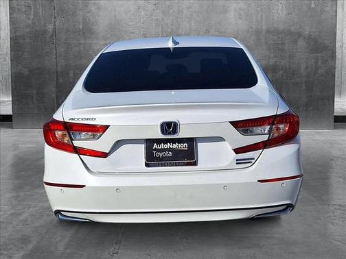 2022 Honda Accord Hybrid Touring