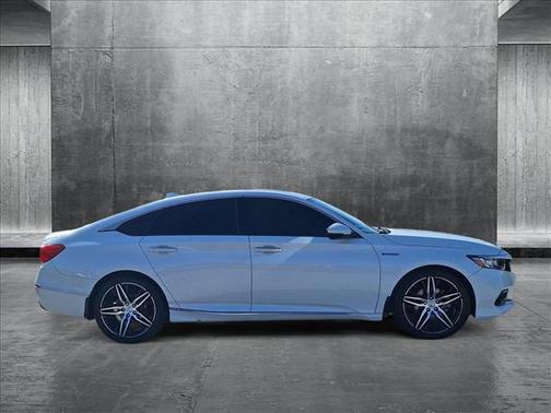 2022 Honda Accord Hybrid Touring