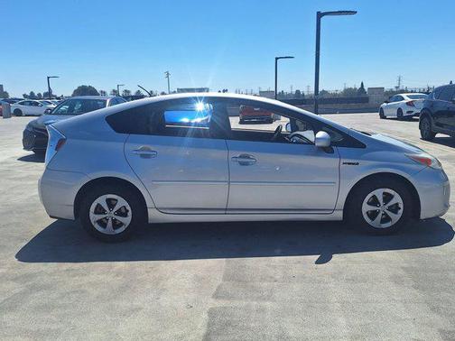 2014 Toyota Prius Three