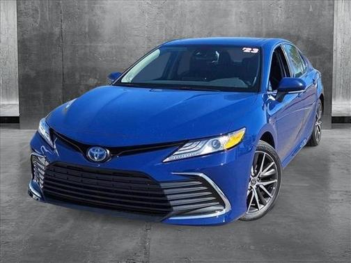 2023 Toyota Camry Hybrid XLE