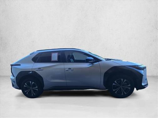 2025 Toyota bZ4X XLE