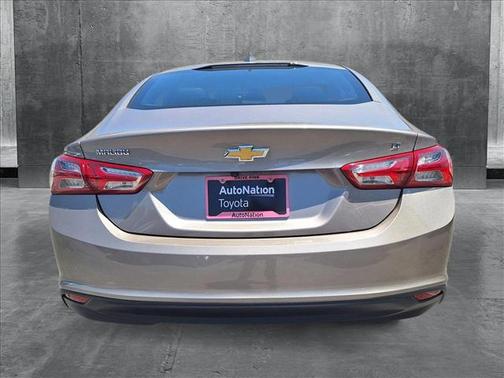 2023 Chevrolet Malibu FWD 2LT