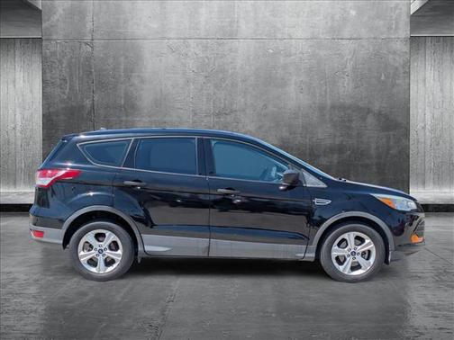 2016 Ford Escape S