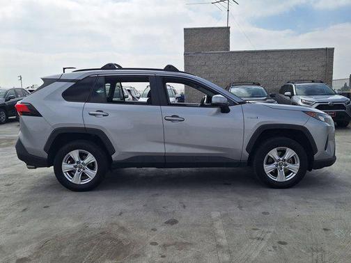 2021 Toyota RAV4 Hybrid LE