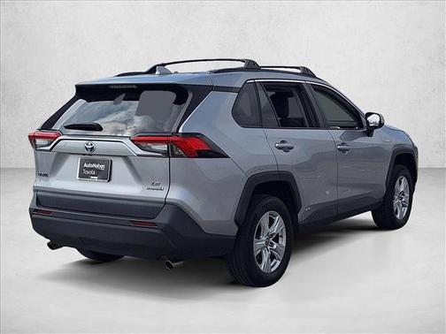 2021 Toyota RAV4 Hybrid LE