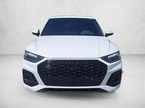 Ibis White 2022 Audi Q5 45 S line Premium Plus