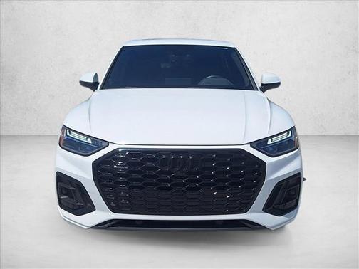 Ibis White 2022 Audi Q5 45 S line Premium Plus