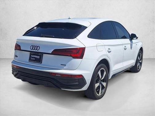Ibis White 2022 Audi Q5 45 S line Premium Plus
