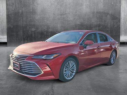 2022 Toyota Avalon Hybrid Limited
