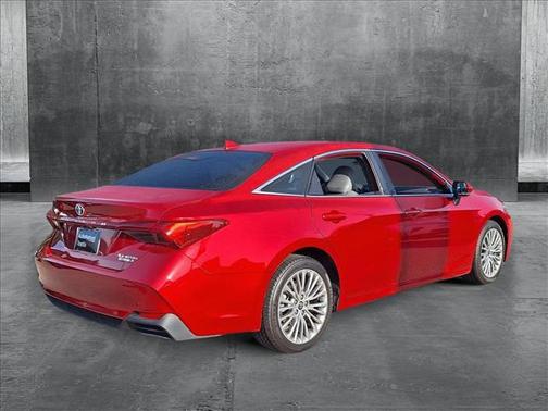 2022 Toyota Avalon Hybrid Limited