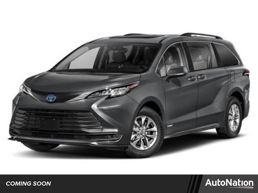 2025 Toyota Sienna LE