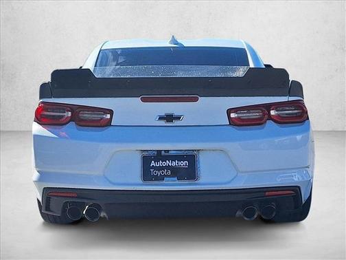 2021 Chevrolet Camaro RWD Coupe LT1