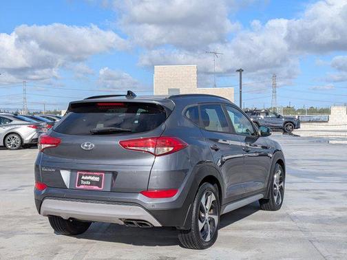 Coliseum Gray 2018 Hyundai TUCSON Value