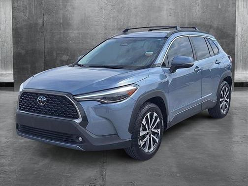 2024 Toyota Corolla Cross XLE