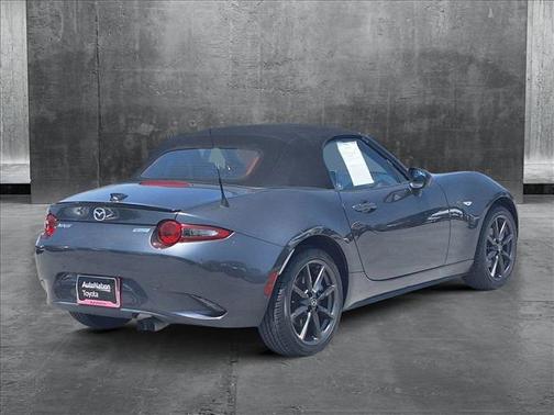 2016 Mazda MX-5 Miata Club