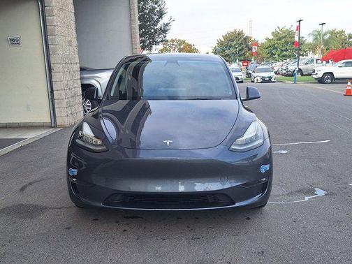 2021 Tesla Model Y Long Range Dual Motor All-Wheel Drive