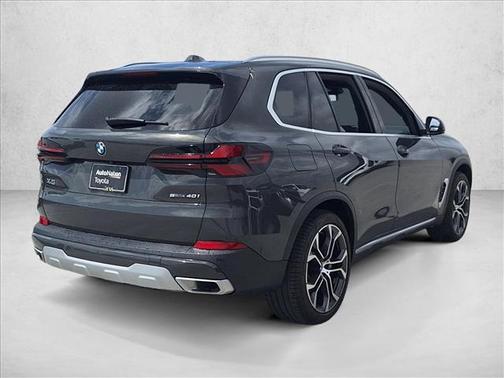 Dravit Grey Metallic 2025 BMW X5 sDrive40i