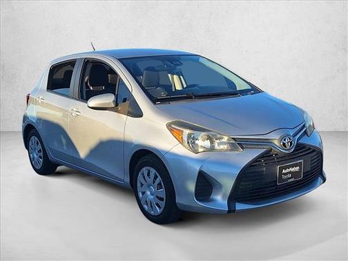 2017 Toyota Yaris L