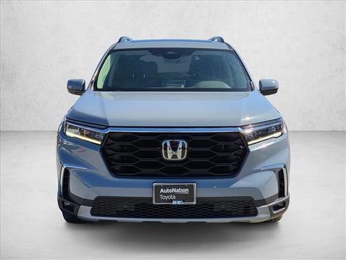Obsidian Blue Pearl 2024 Honda Pilot Touring 8-Passenger