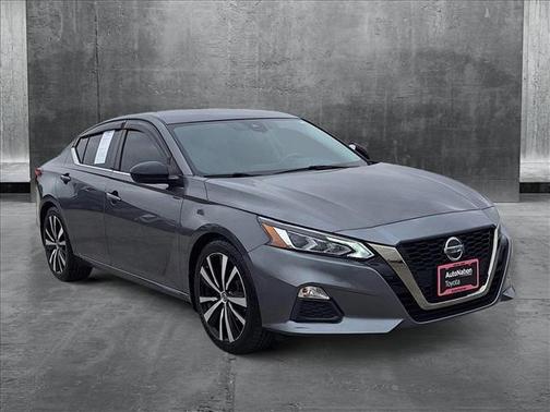 2021 Nissan Altima SR FWD