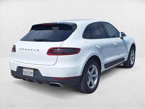 2017 Porsche Macan AWD