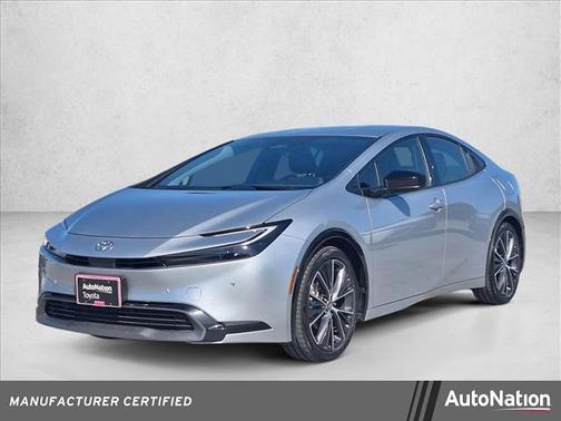 2025 Toyota Prius XLE