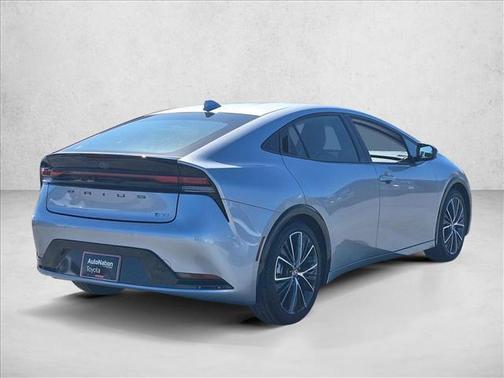 2025 Toyota Prius XLE