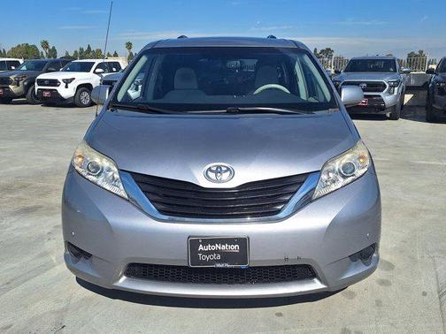 2012 Toyota Sienna LE