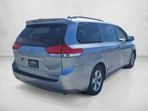 2012 Toyota Sienna LE