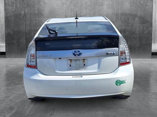 2015 Toyota Prius Plug-in Base