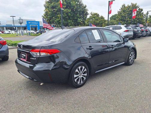 2022 Toyota Corolla Hybrid LE