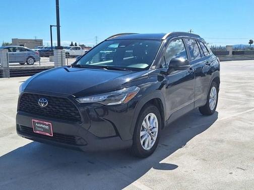 Jet Black 2024 Toyota Corolla Cross LE
