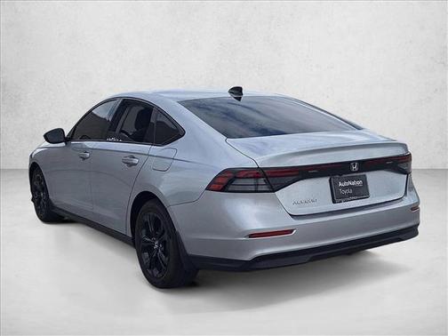 Solar Silver Metal 2025 Honda Accord SE