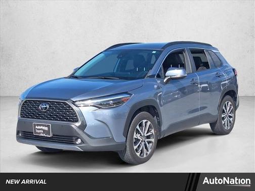 2022 Toyota Corolla Cross XLE