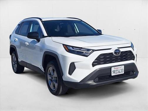 2025 Toyota RAV4 Hybrid LE