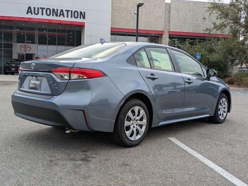 2025 Toyota Corolla Hybrid LE