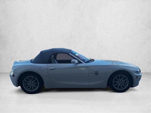 2005 BMW Z4 2.5i Roadster