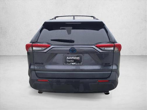 2019 Toyota RAV4 Hybrid XLE