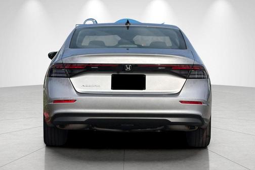 Solar Silver Metallic 2026 Honda Accord SE