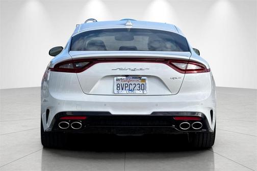 2021 Kia Stinger GT1