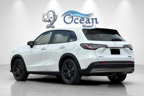 Platinum White Pearl 2027 Honda HR-V Sport