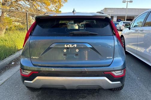 2023 Kia Niro Plug-In Hybrid SX Touring