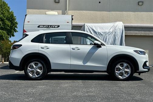 2025 Honda HR-V LX