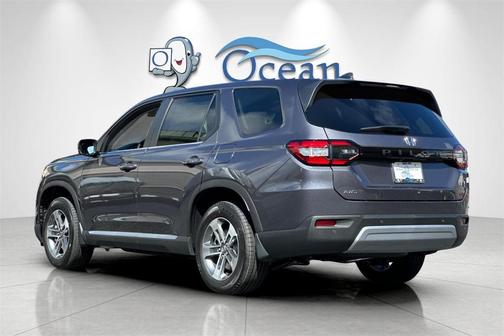 2025 Honda Pilot Sport