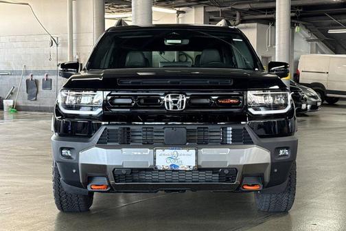 Crystal Black Pearl 2026 Honda Passport TrailSport Elite
