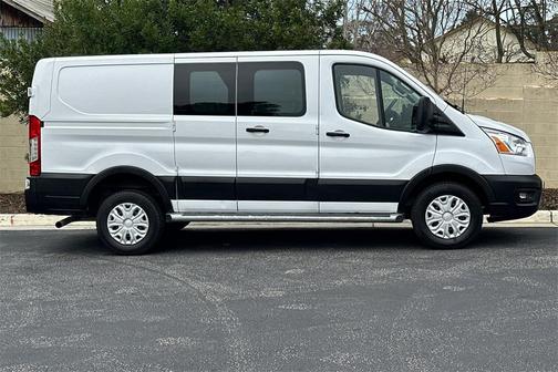 2022 Ford Transit-250 Base
