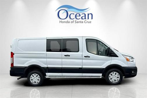 2022 Ford Transit-250 Base