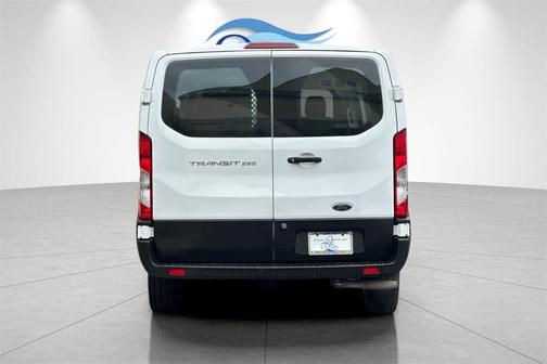 2022 Ford Transit-250 Base