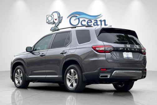 Modern Steel Metallic 2026 Honda Pilot EX-L